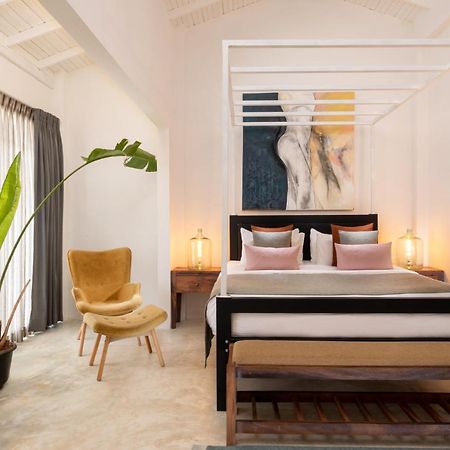 Sea Salt Society Hotel Hikkaduwa Eksteriør billede